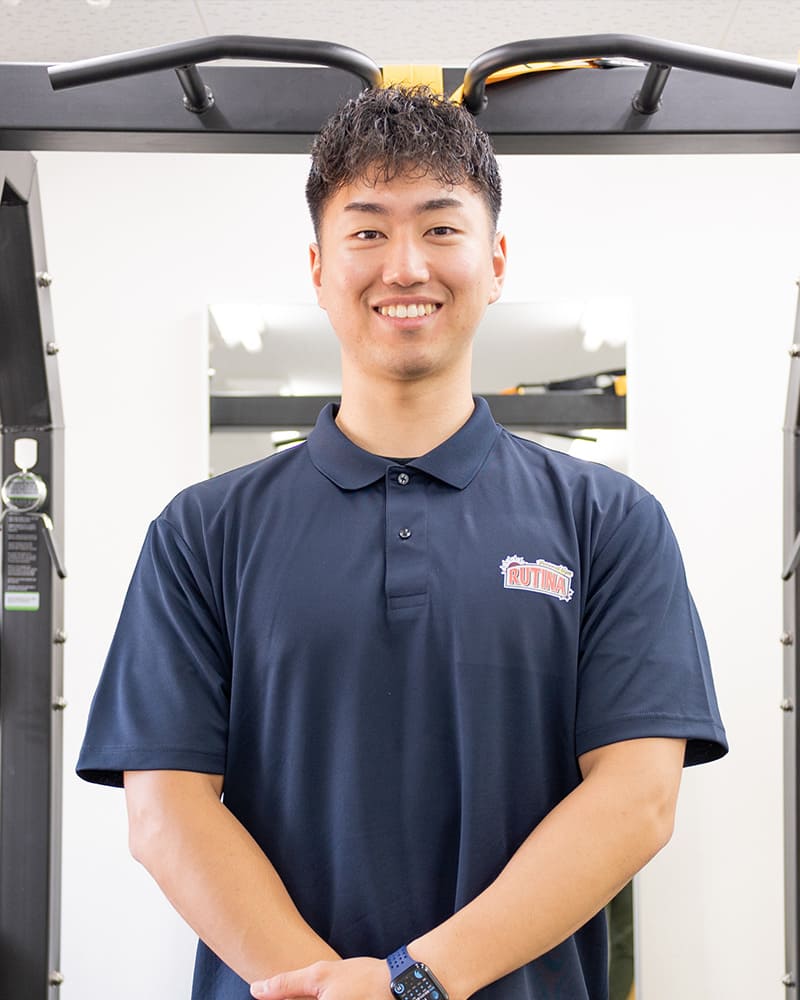 都島店トレーナー⼩柳渚⽣
